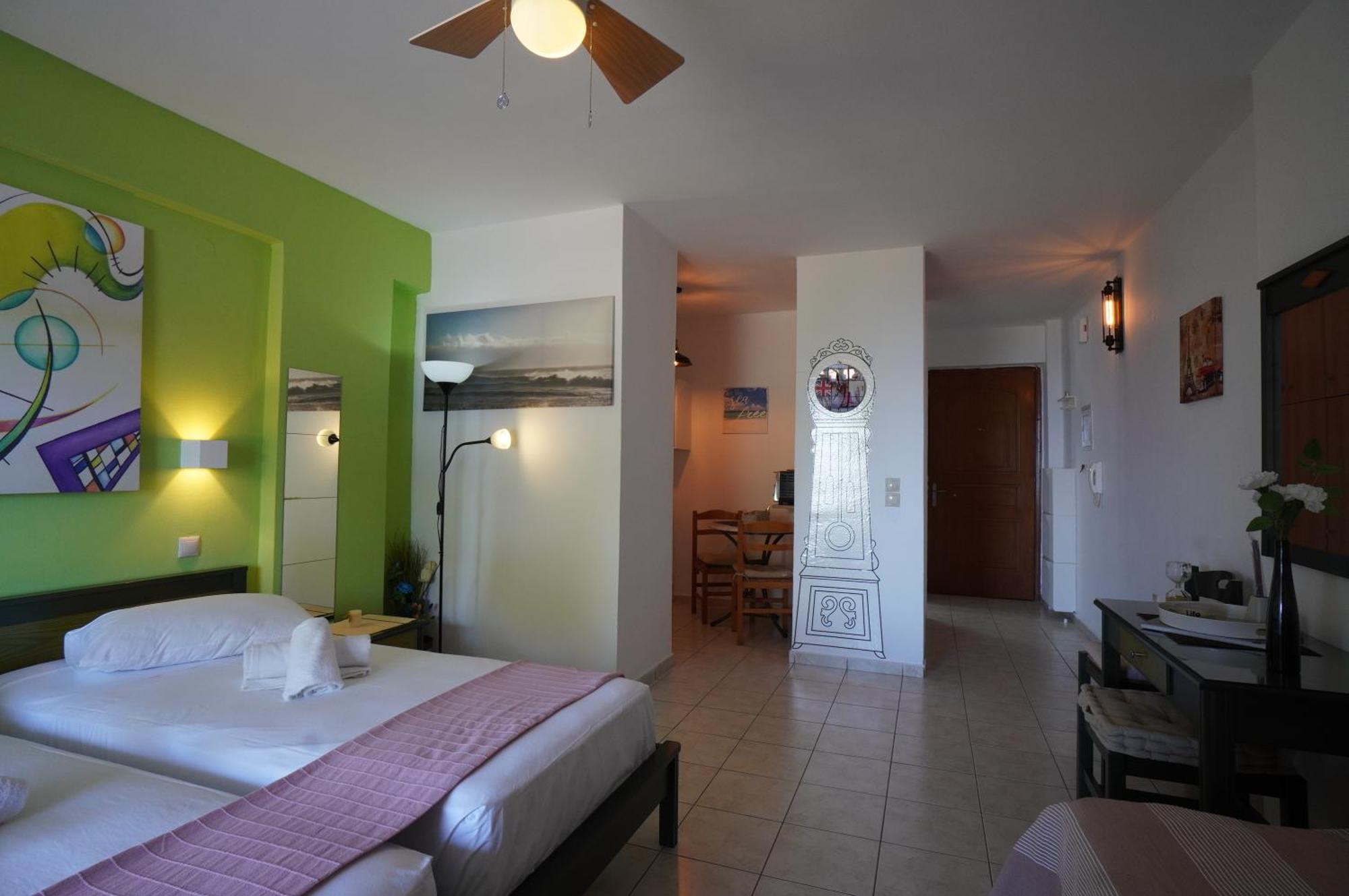 Mandy Seafront Studios Zakynthos Town Bilik gambar