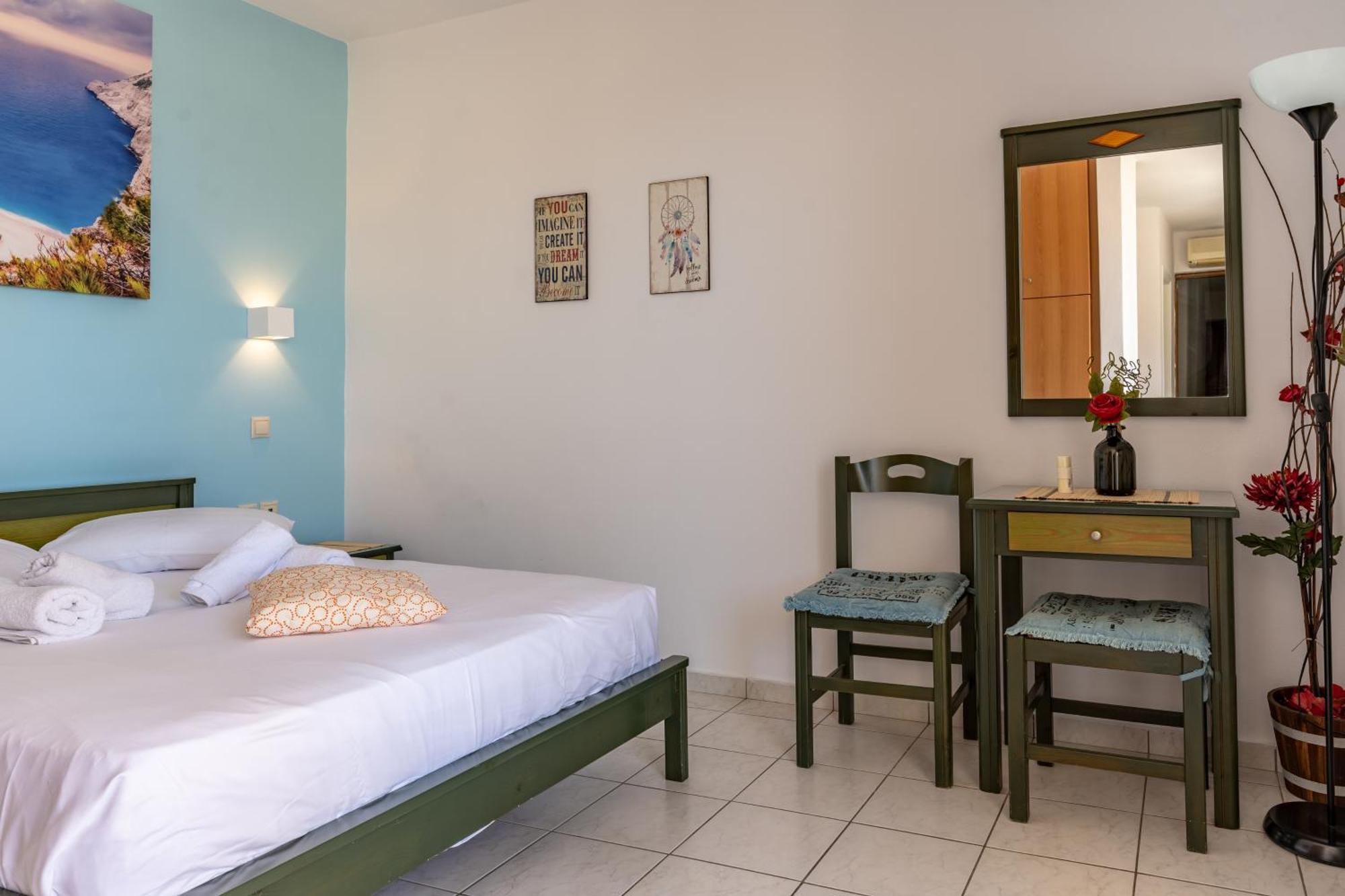 Mandy Seafront Studios Zakynthos Town Bilik gambar